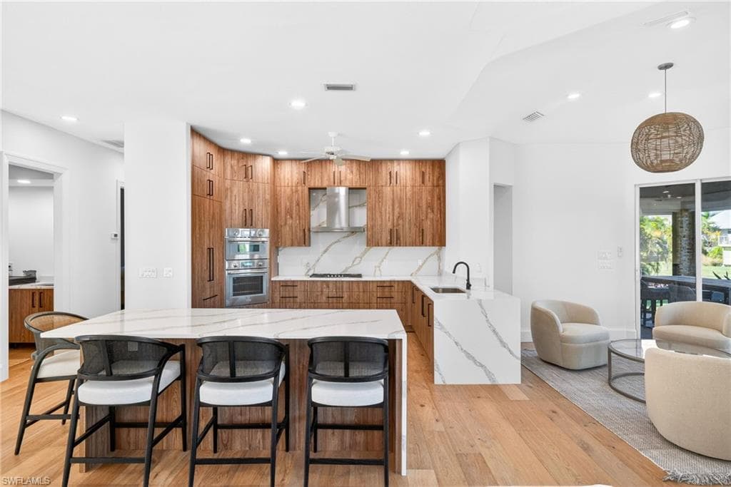 9008 Mockingbird DR-9
