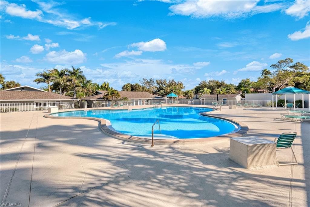 4251 Island CIR # 3, FORT MYERS FL 33919-25