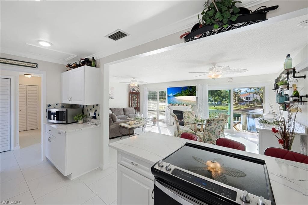 4251 Island CIR # 3, FORT MYERS FL 33919-8