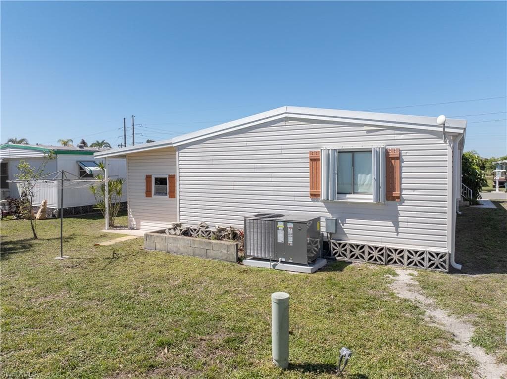 16042 Citron WAY, NORTH FORT MYERS FL 33903-29