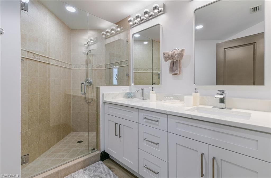 5781 Cape Harbour DR # 607, CAPE CORAL FL 33914-21