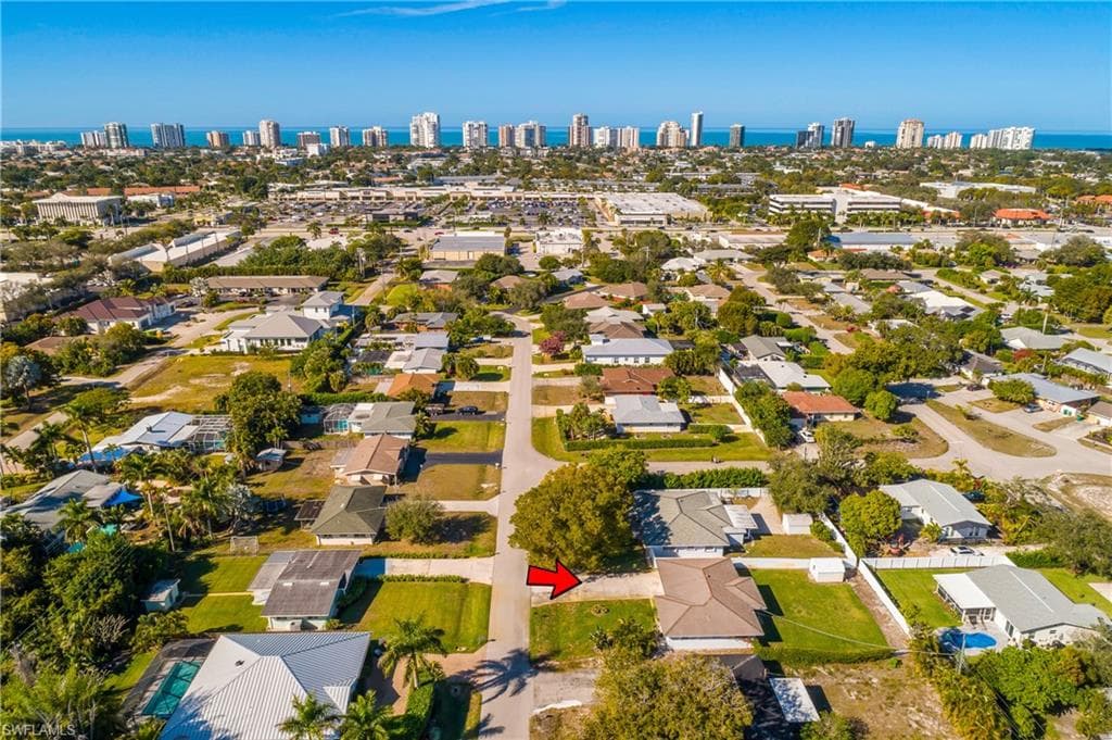 1125 Hilltop DR, NAPLES FL 34103-22