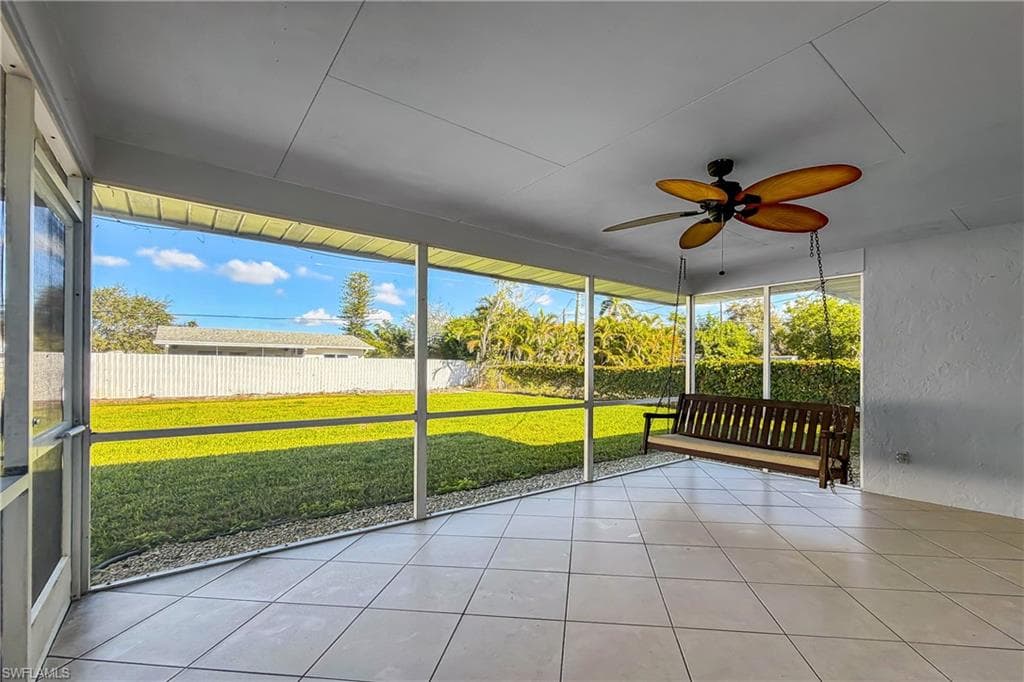 1125 Hilltop DR, NAPLES FL 34103-17