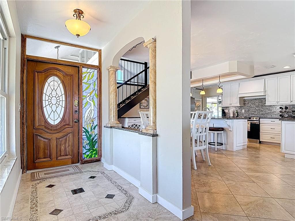 11481 Rebecca CIR, FORT MYERS BEACH FL 33931-4