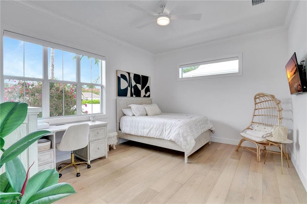 2120 Curtis ST, NAPLES FL 34112-28