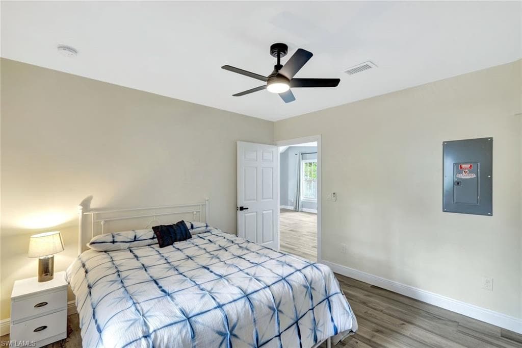 2635 Michigan AVE, FORT MYERS FL 33916-16