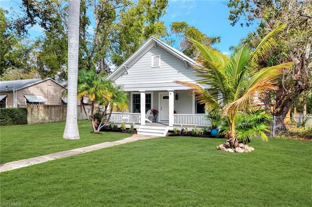 2635 Michigan AVE, FORT MYERS FL 33916-2
