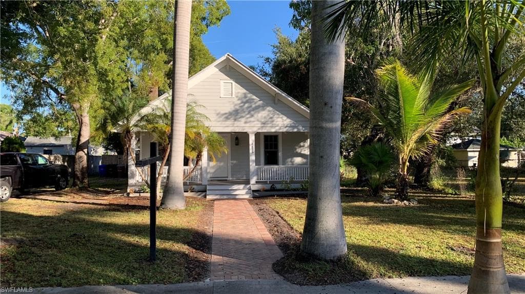 2635 Michigan AVE, FORT MYERS FL 33916-33