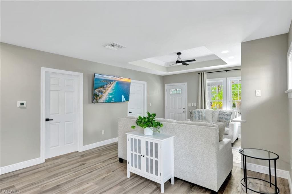 2635 Michigan AVE, FORT MYERS FL 33916-10