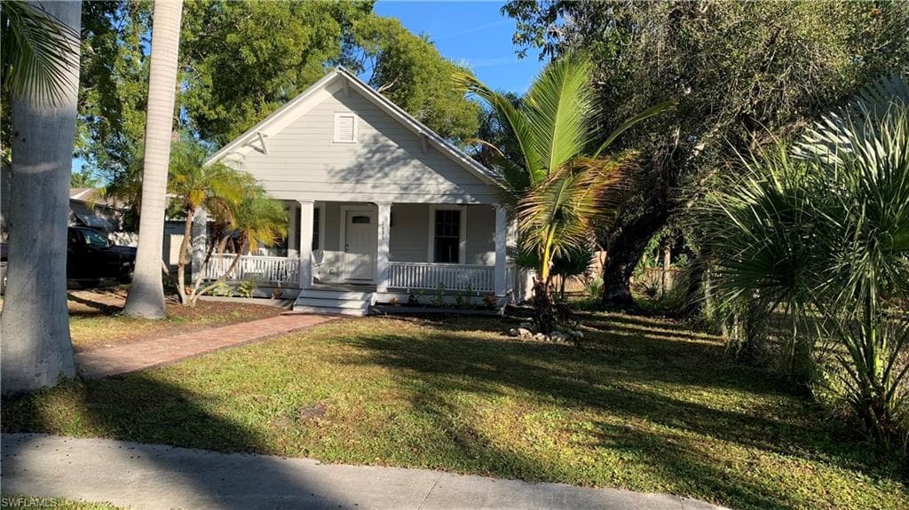 2635 Michigan AVE, FORT MYERS FL 33916-34