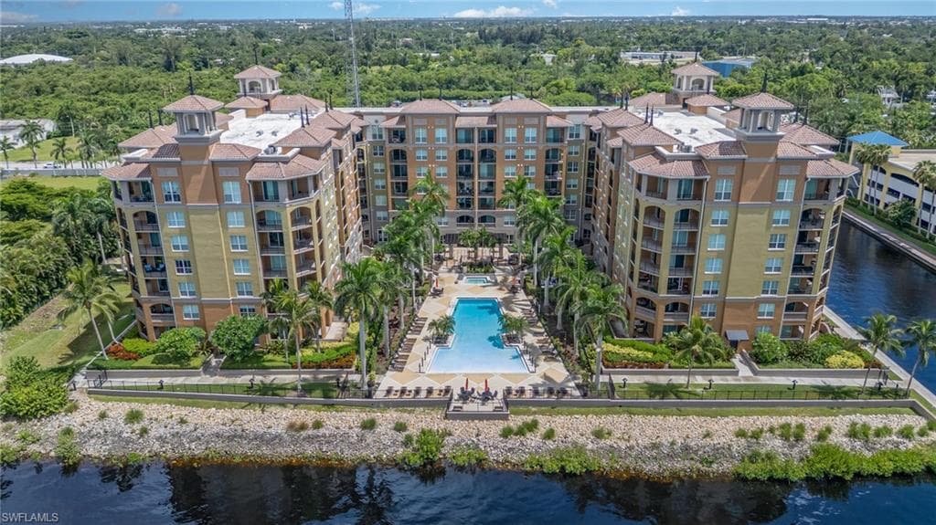 2825 Palm Beach BLVD # 614, FORT MYERS FL 33916-1