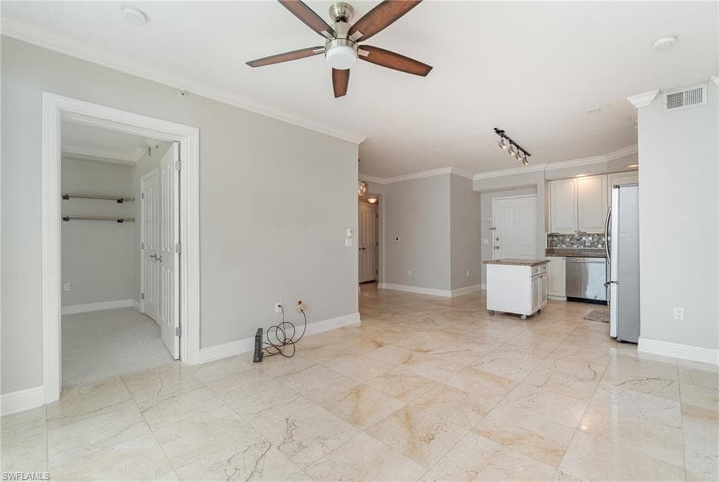 2825 Palm Beach BLVD # 614, FORT MYERS FL 33916-6