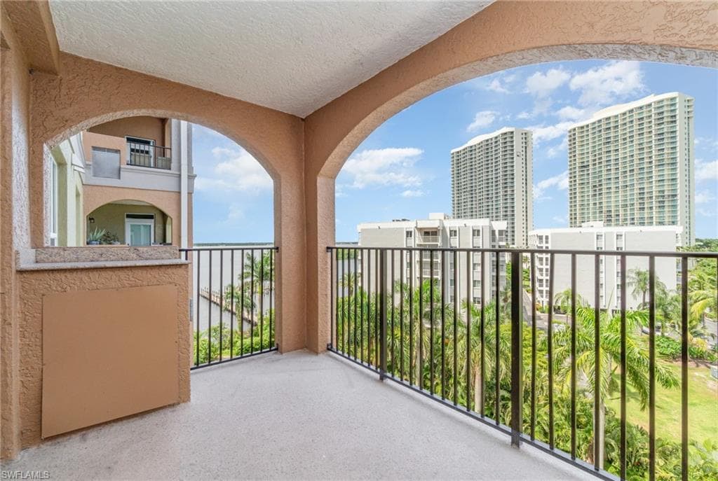 2825 Palm Beach BLVD # 614, FORT MYERS FL 33916-13