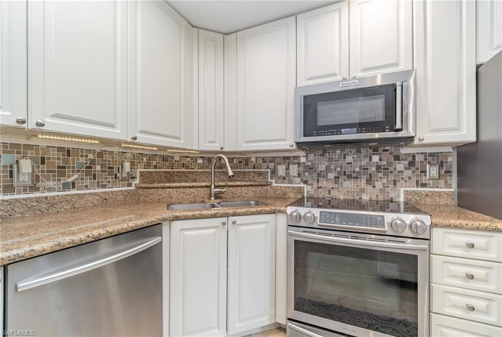 2825 Palm Beach BLVD # 614, FORT MYERS FL 33916-3