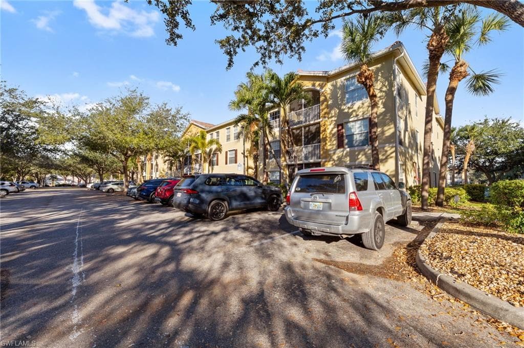 4135 Residence DR # 624, FORT MYERS FL 33901-29