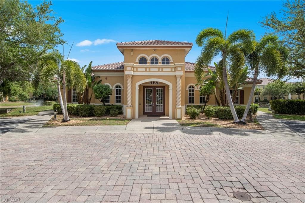 4135 Residence DR # 624, FORT MYERS FL 33901-33