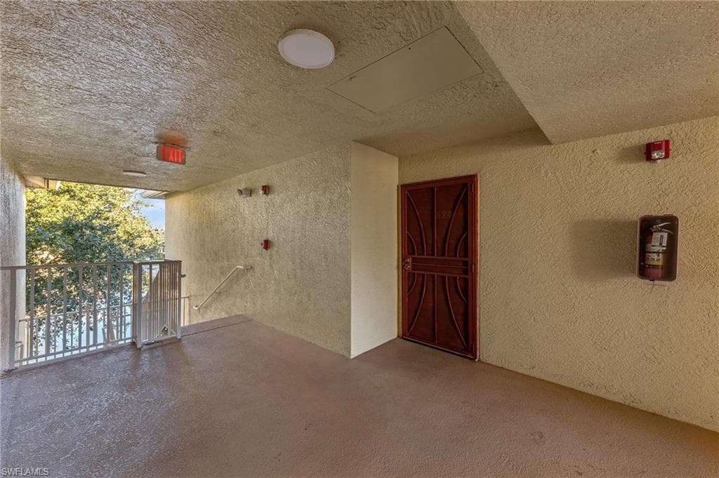 4135 Residence DR # 624, FORT MYERS FL 33901-30