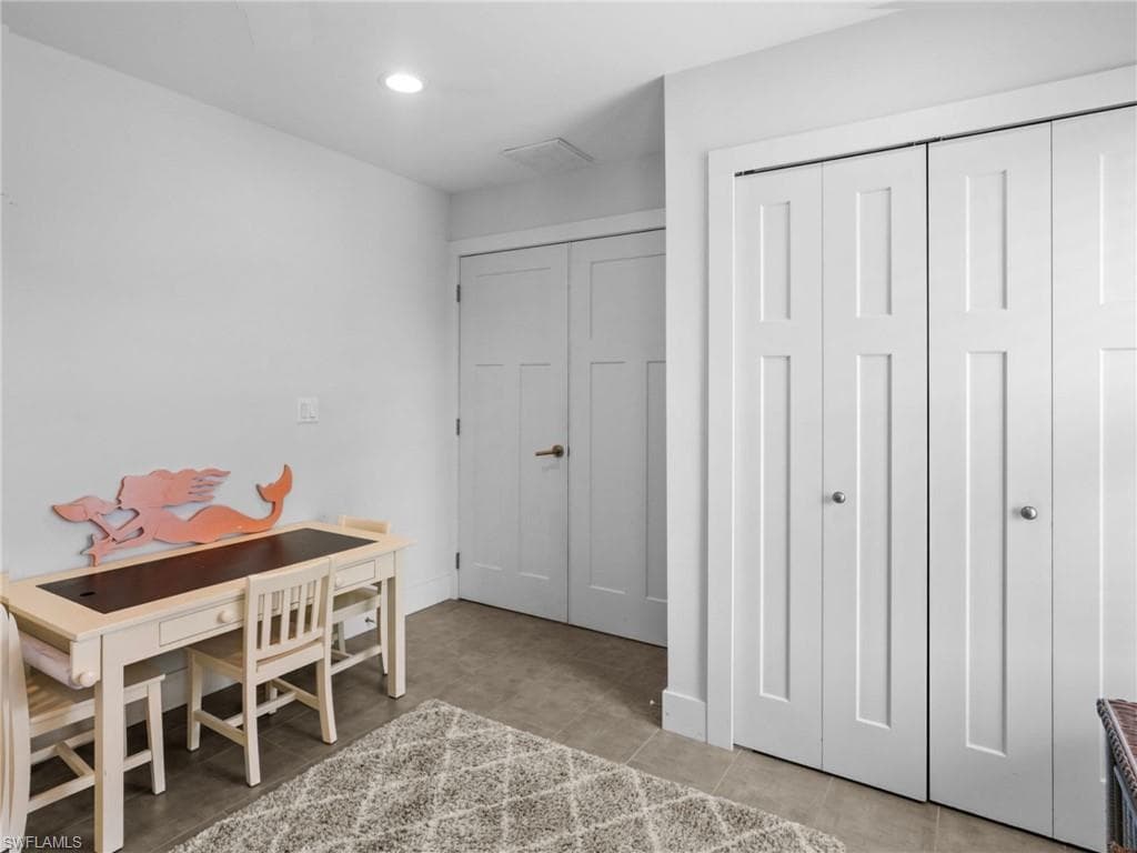 474 Lake Murex CIR, SANIBEL FL 33957-6