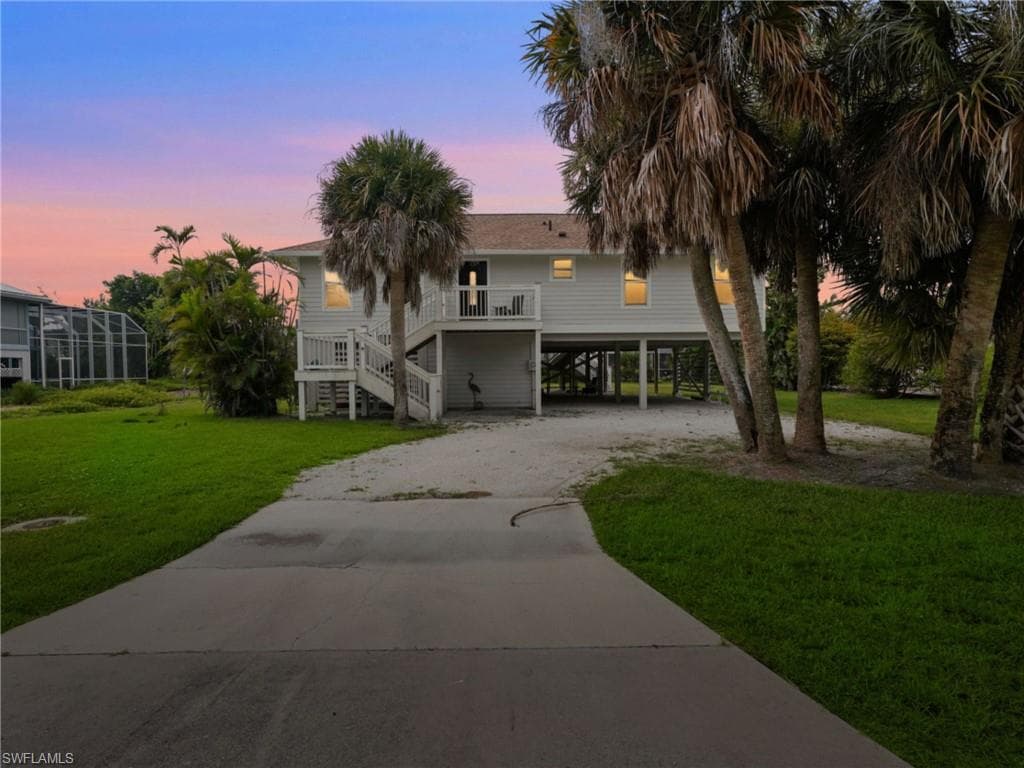 474 Lake Murex CIR, SANIBEL FL 33957-2