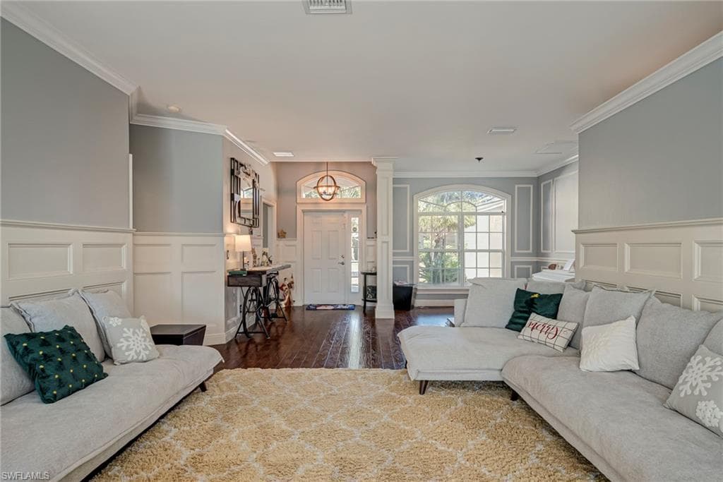 9953 Colonial WALK N, ESTERO FL 33928-3