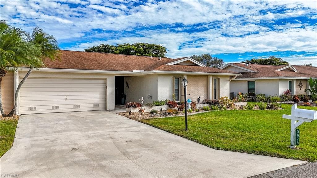5678 Balkan CT, FORT MYERS FL 33919-41