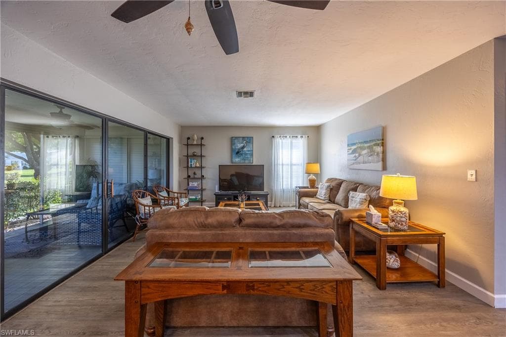 5678 Balkan CT, FORT MYERS FL 33919-12