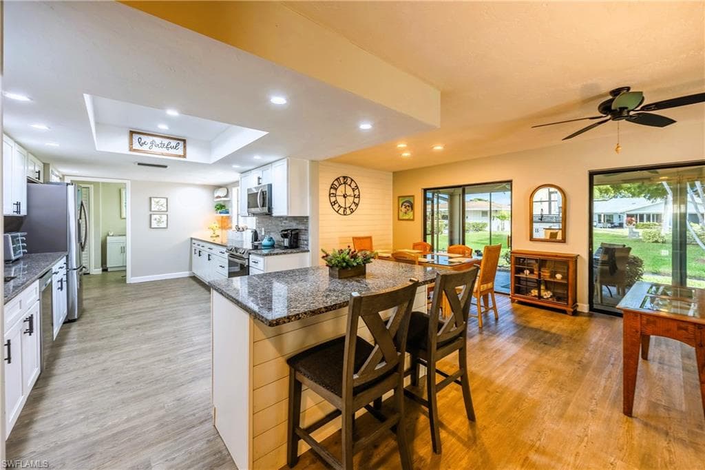 5678 Balkan CT, FORT MYERS FL 33919-8