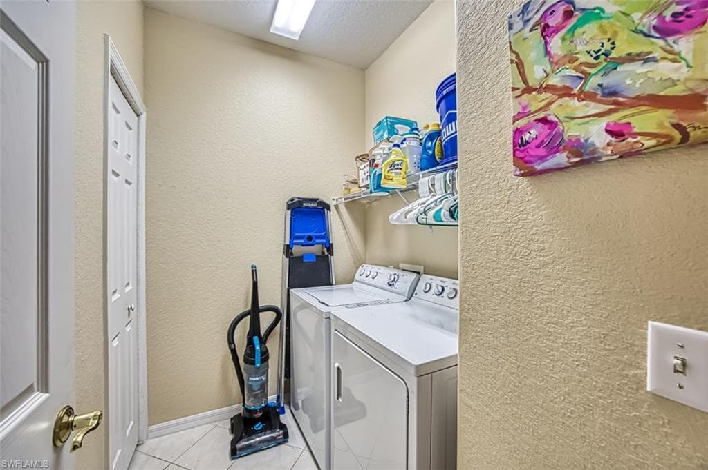 20041 Sanibel View CIR # 104, FORT MYERS FL 33908-26