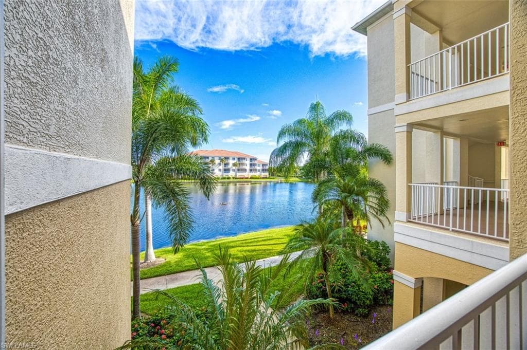20041 Sanibel View CIR # 104, FORT MYERS FL 33908-6