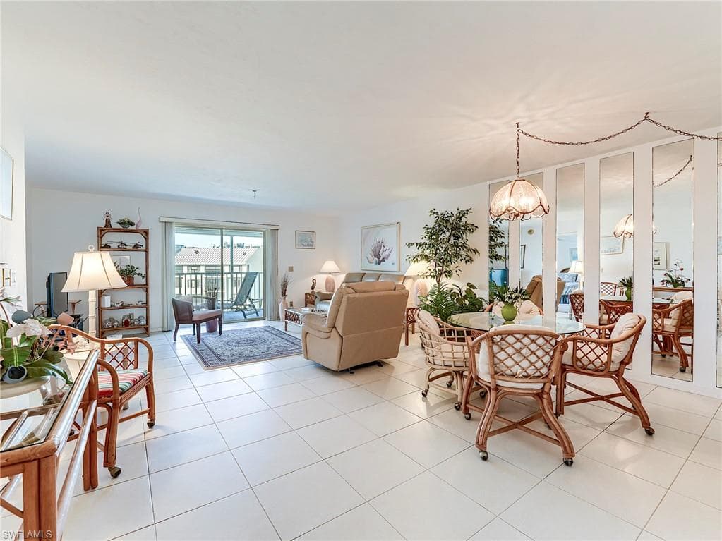 4581 Bay Beach LN 482-13