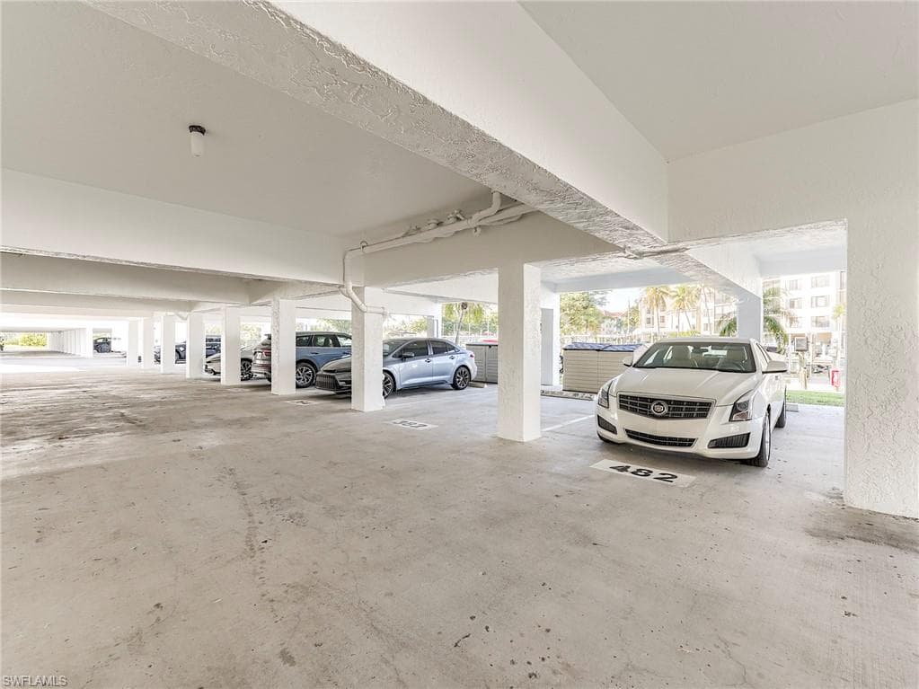 4581 Bay Beach LN 482-39