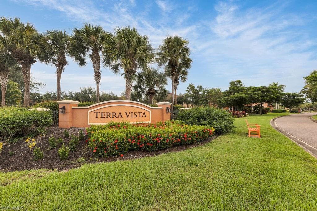 3725 Pino Vista WAY, ESTERO FL 33928-41