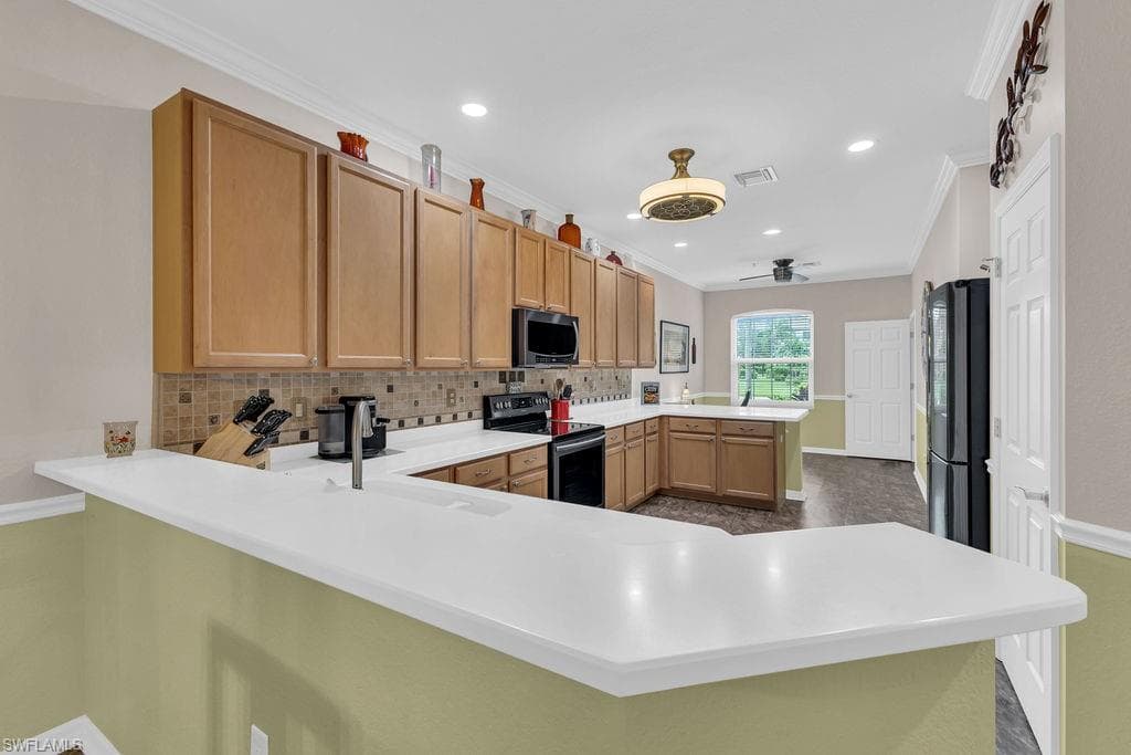3725 Pino Vista WAY, ESTERO FL 33928-7
