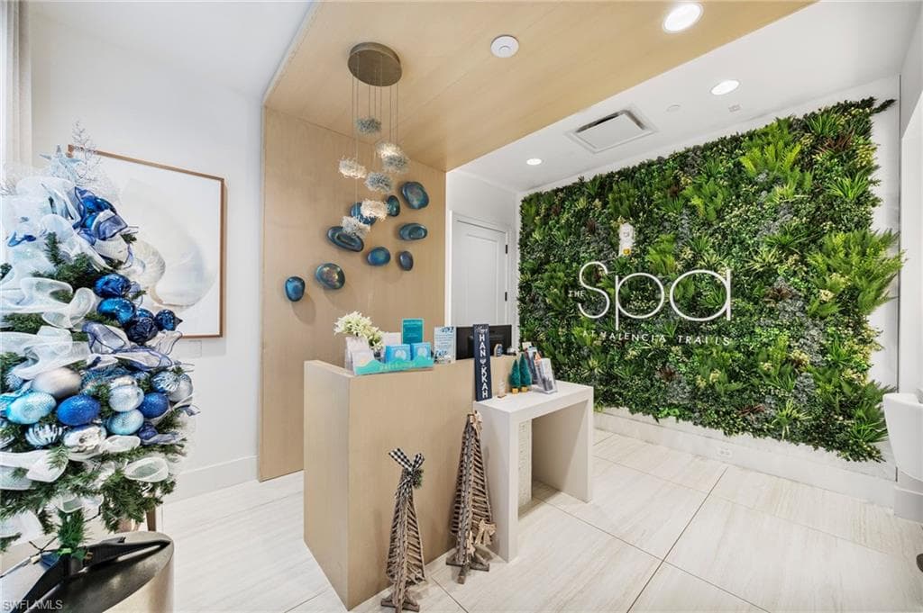 12418 Dahlia CT, NAPLES FL 34120-42