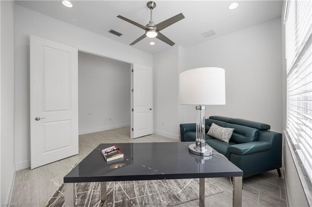 12418 Dahlia CT, NAPLES FL 34120-21