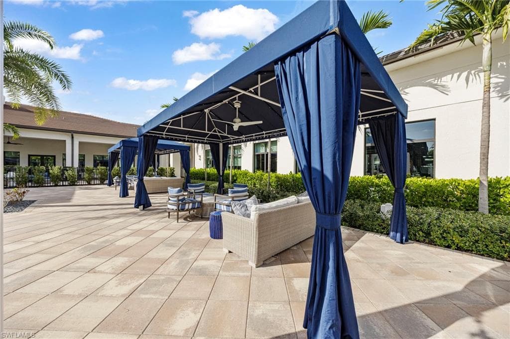 12418 Dahlia CT, NAPLES FL 34120-40