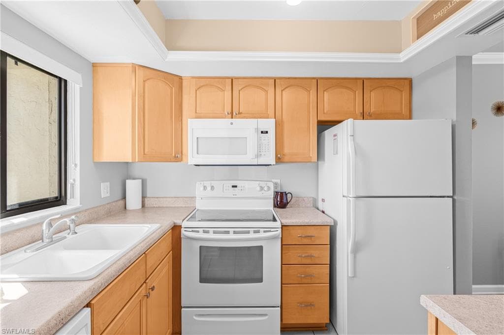 1220 Hall RD # 403, NORTH FORT MYERS FL 33903-8