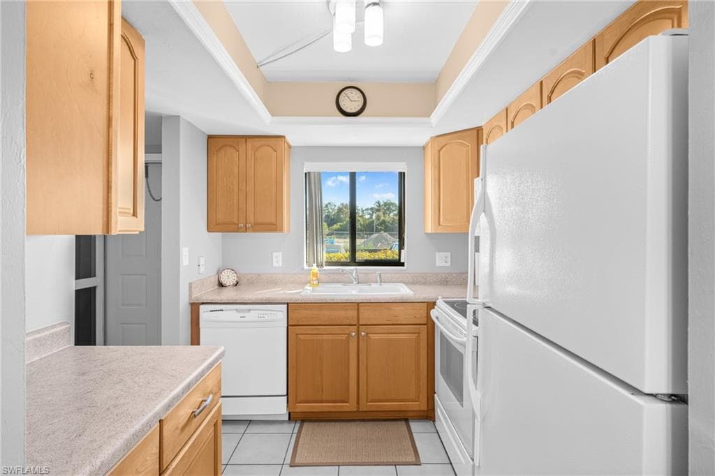 1220 Hall RD # 403, NORTH FORT MYERS FL 33903-7