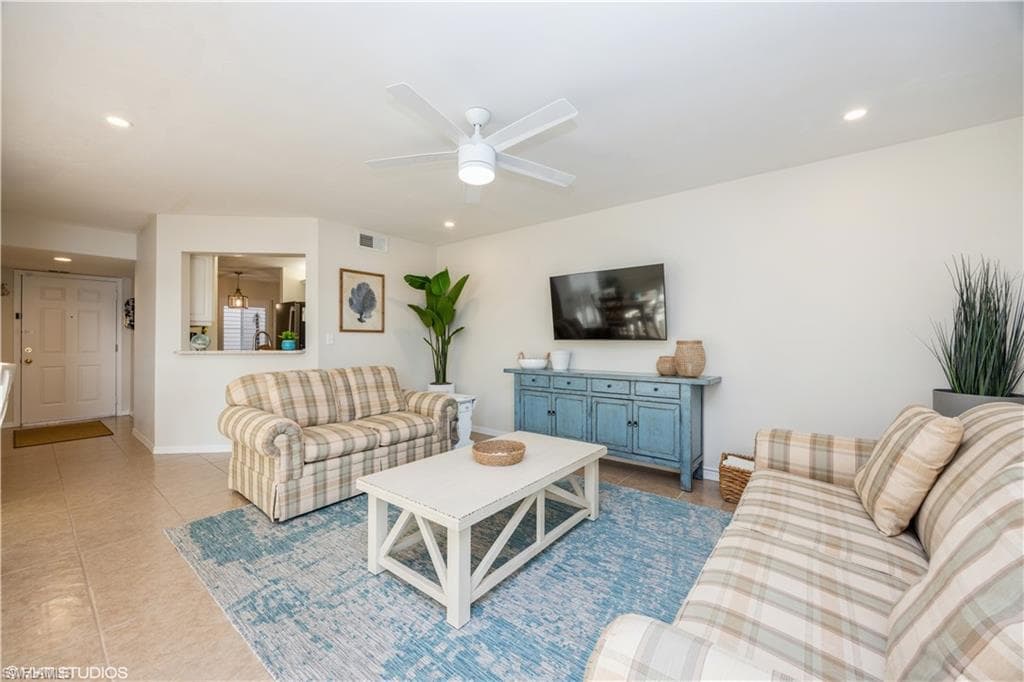 2885 Citrus Lake DR # N103, NAPLES FL 34109-5