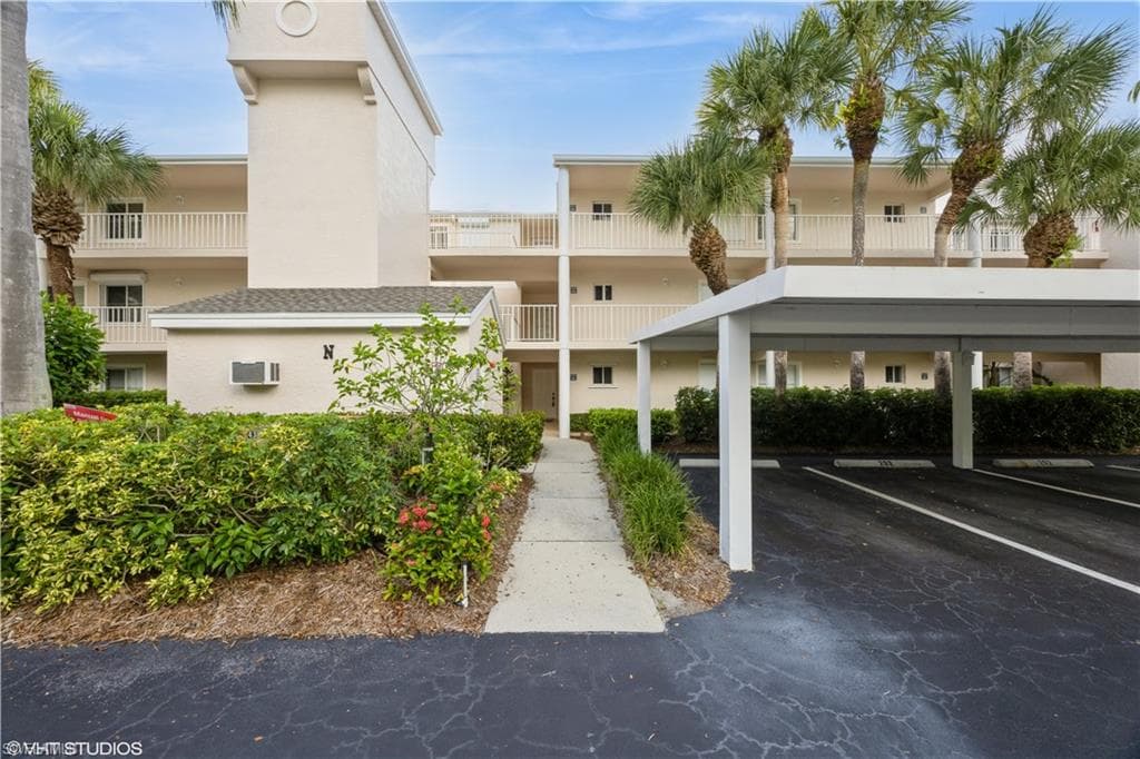 2885 Citrus Lake DR # N103, NAPLES FL 34109-25