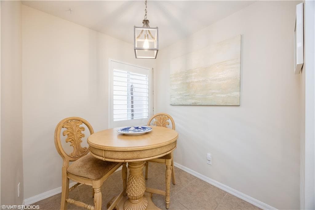 2885 Citrus Lake DR # N103, NAPLES FL 34109-9