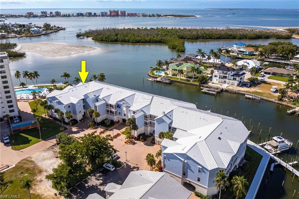 18092 San Carlos BLVD # 915, FORT MYERS BEACH FL 33931-1