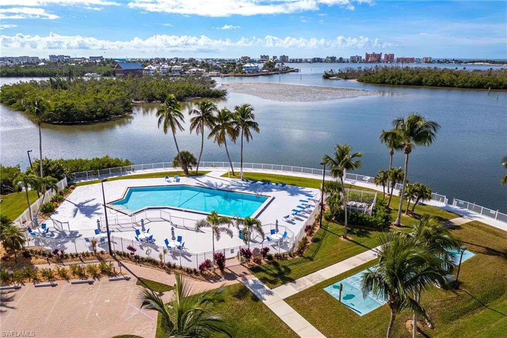 18092 San Carlos BLVD # 915, FORT MYERS BEACH FL 33931-42