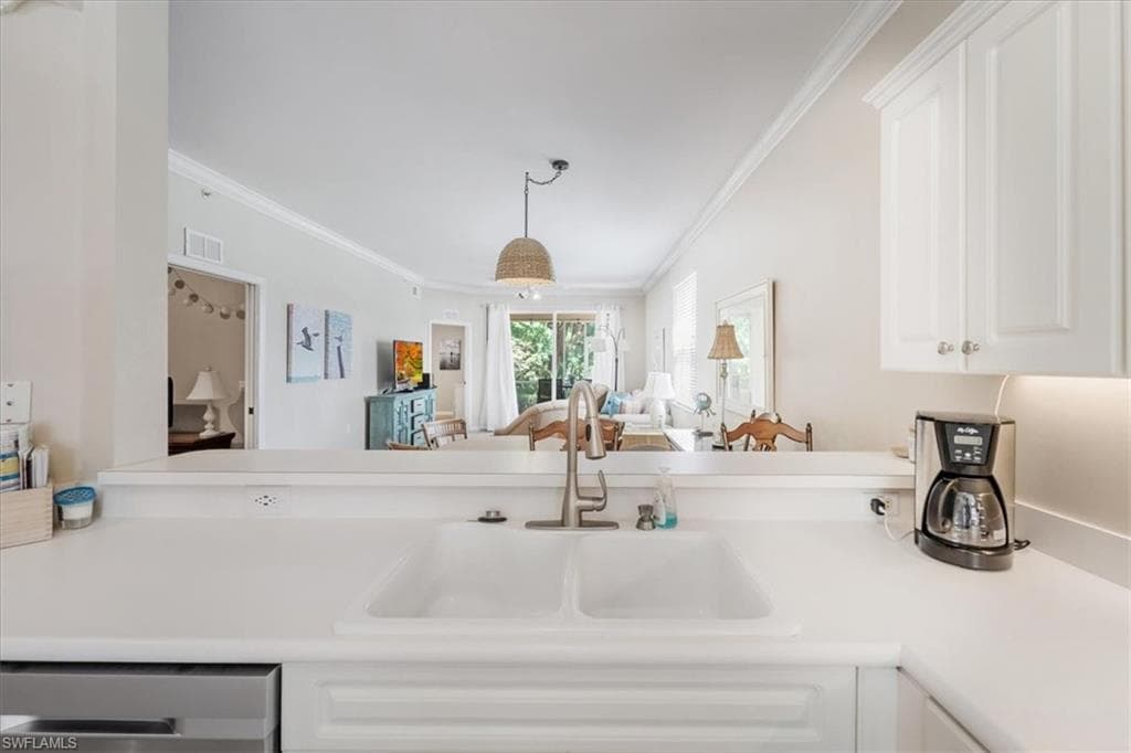 8300 Whiskey Preserve CIR # 120, FORT MYERS FL 33919-11