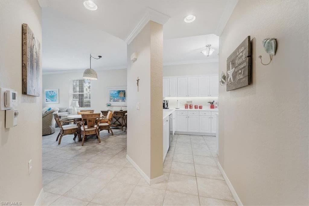 8300 Whiskey Preserve CIR # 120, FORT MYERS FL 33919-6