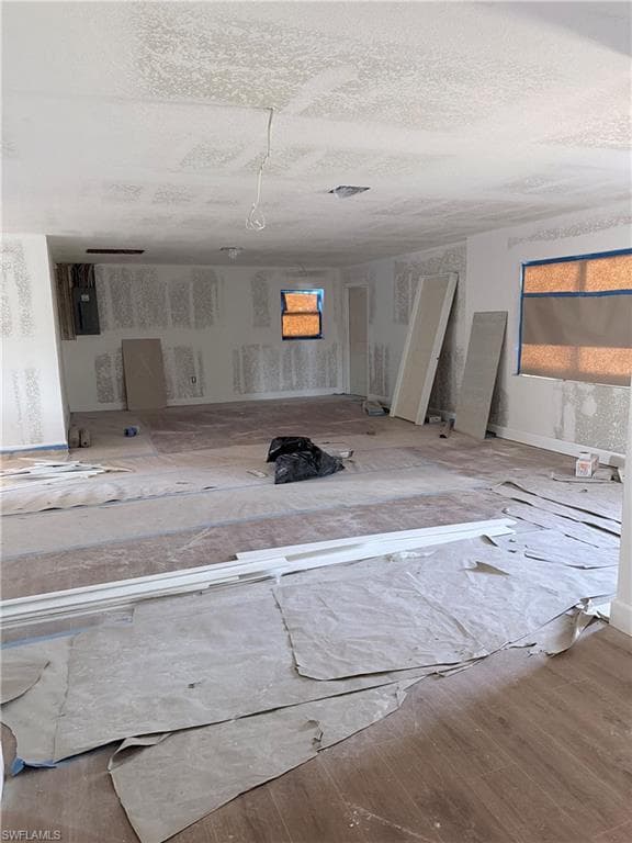 3000 Poinciana DR, NAPLES FL 34105-9