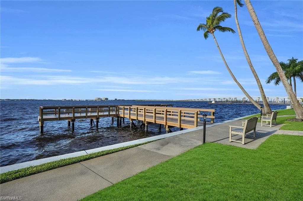 1901 Clifford ST # 1001, FORT MYERS FL 33901-12