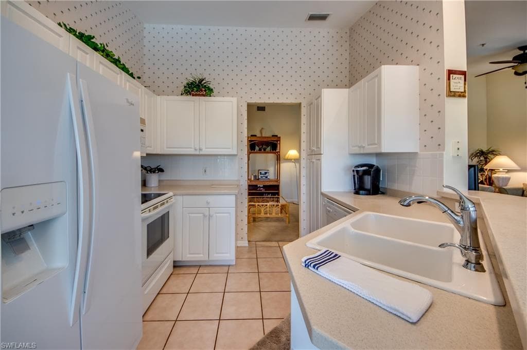 4005 Palm Tree BLVD # 407, CAPE CORAL FL 33904-6