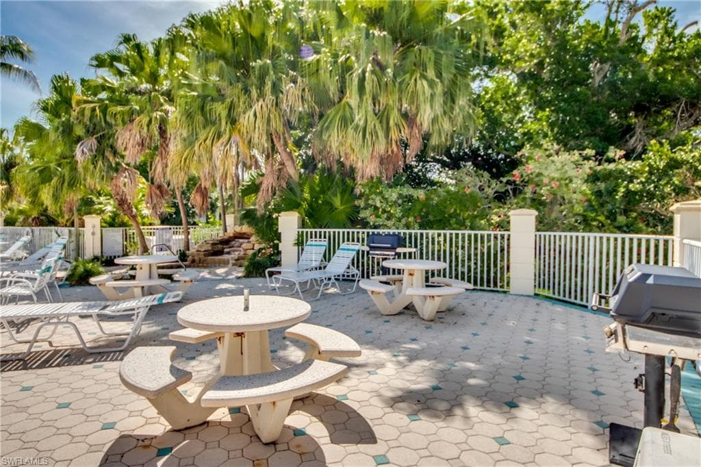 4005 Palm Tree BLVD # 407, CAPE CORAL FL 33904-33