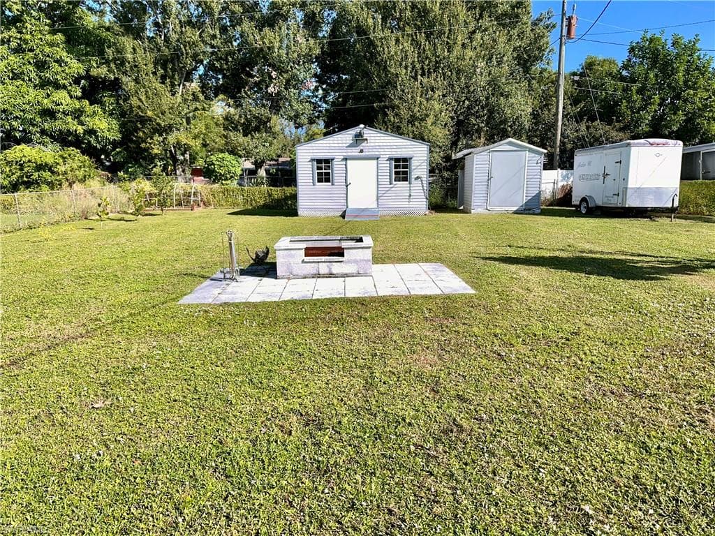 772 July CIR, NORTH FORT MYERS FL 33903-26